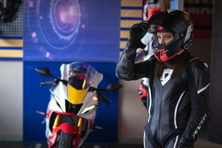 helmet audio communication setup